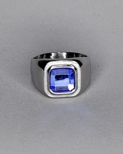 Anel Quadrado Relevo Liso Pedra Azul 9x9mm Aço
