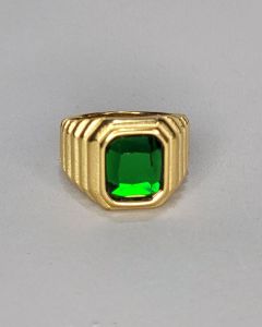 Anel Quadrado Relevos Pedra Verde 11x13mm Aço Gold