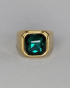 Anel Quadrado Liso Pedra Verde 13x13mm Aço Gold