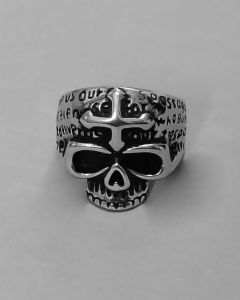 Anel Caveira Cruz na Testa Aço