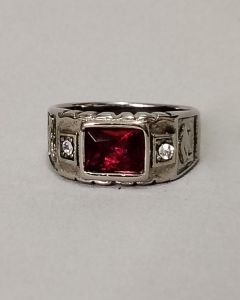 Anel Formatura P Vermelho Rubi (6x8) Aço